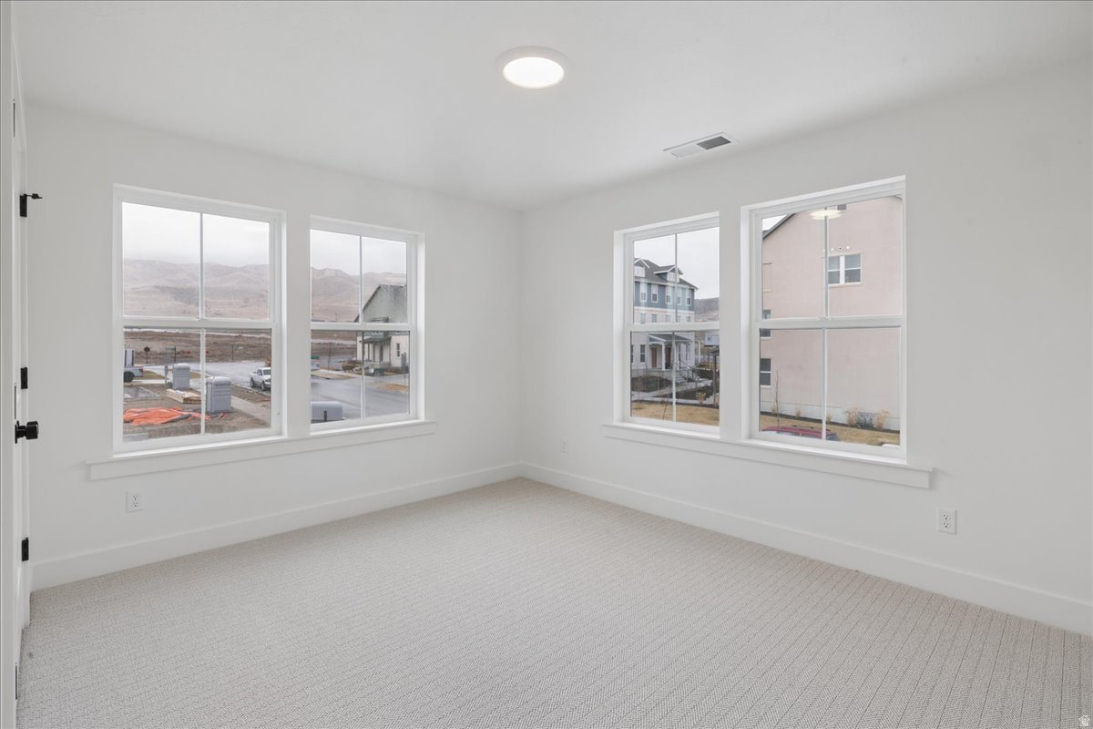 BEACON POINTE - Residential