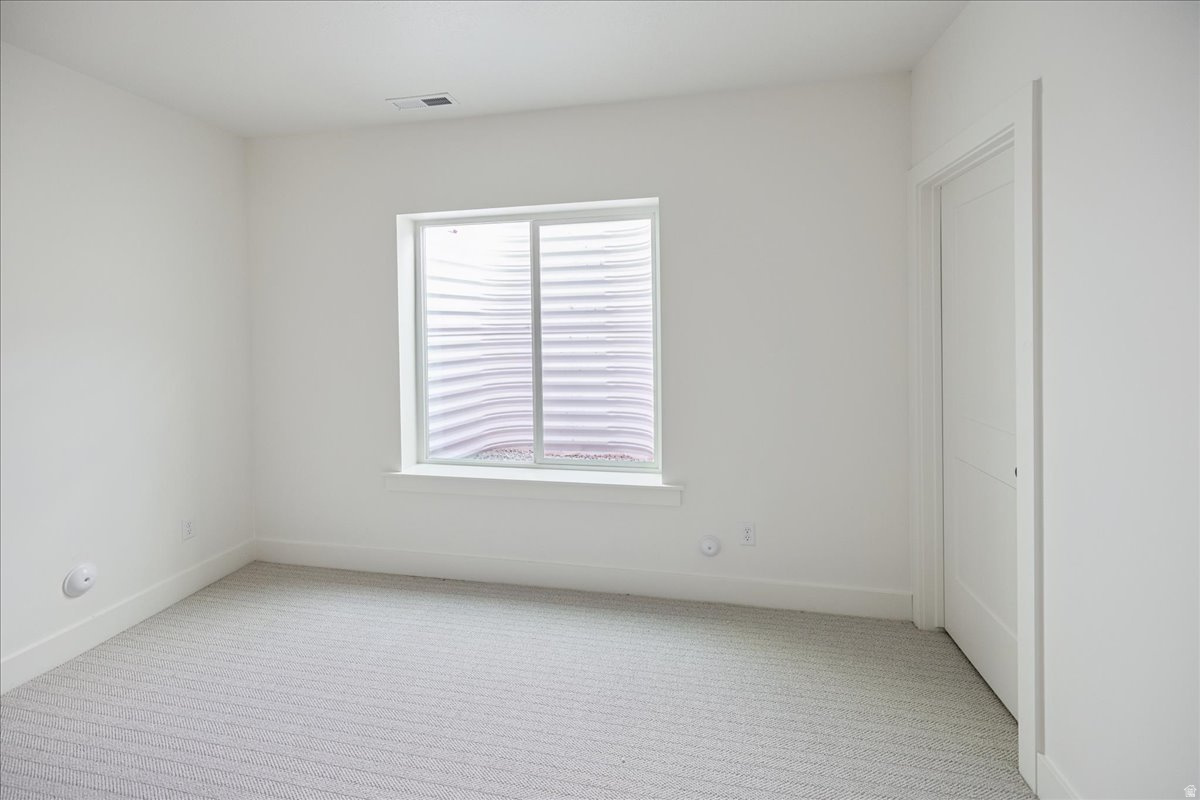 BEACON POINTE - Residential