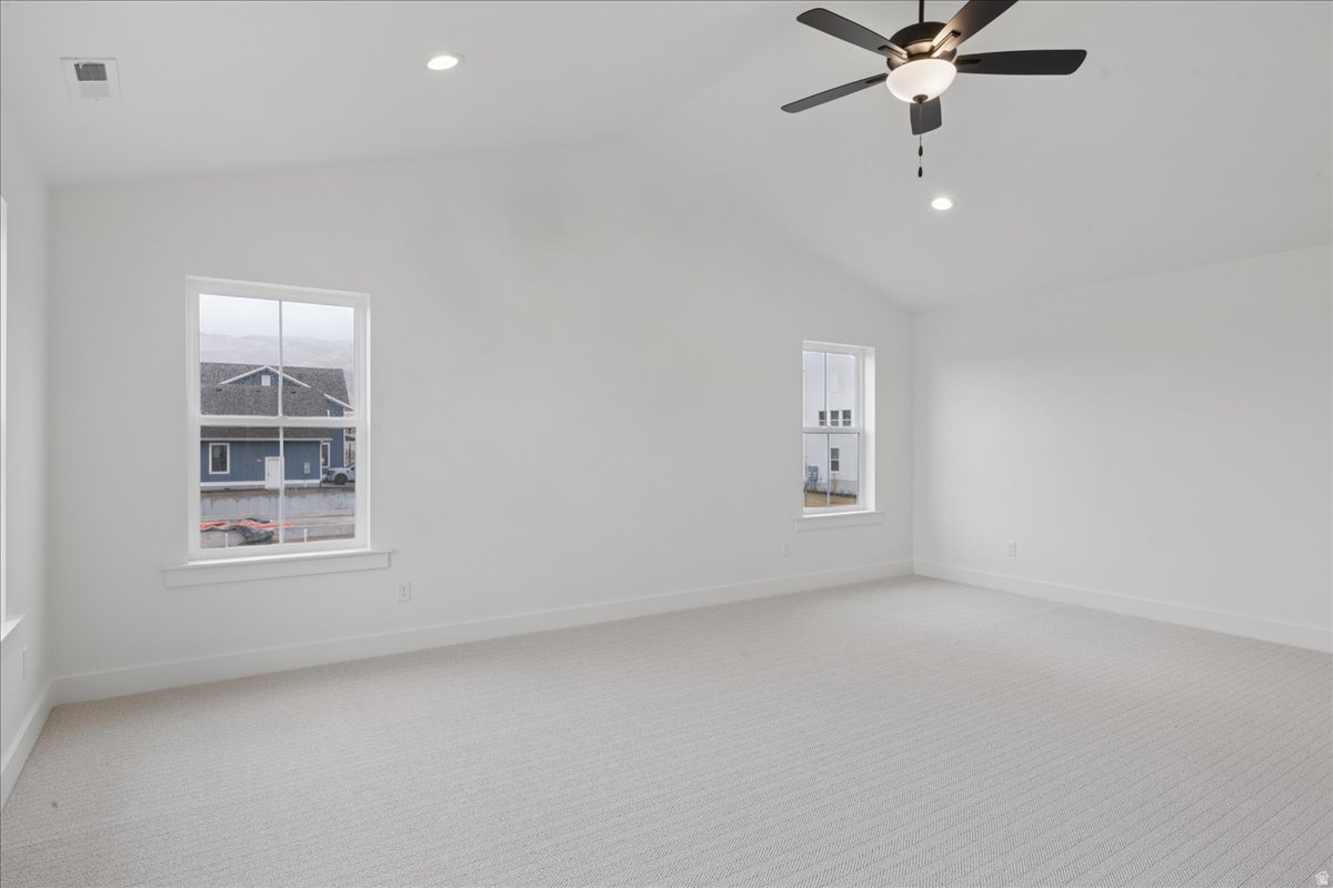 BEACON POINTE - Residential