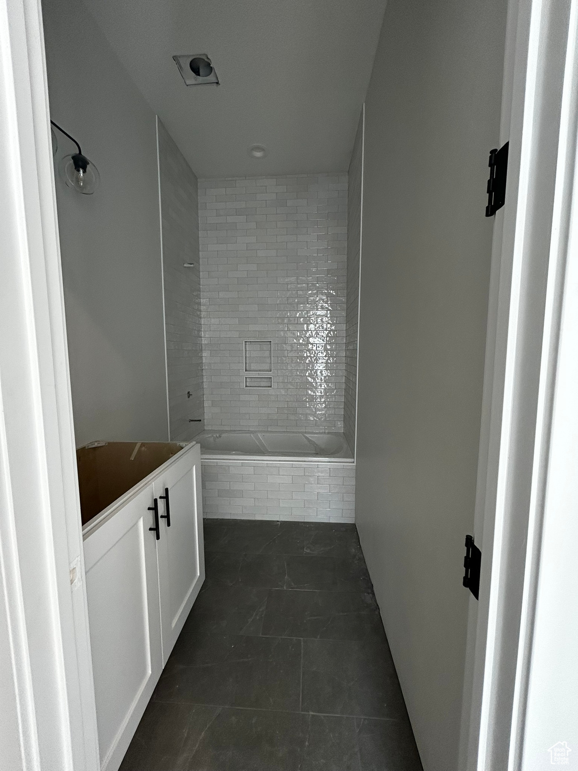 MEADOWS - Residential