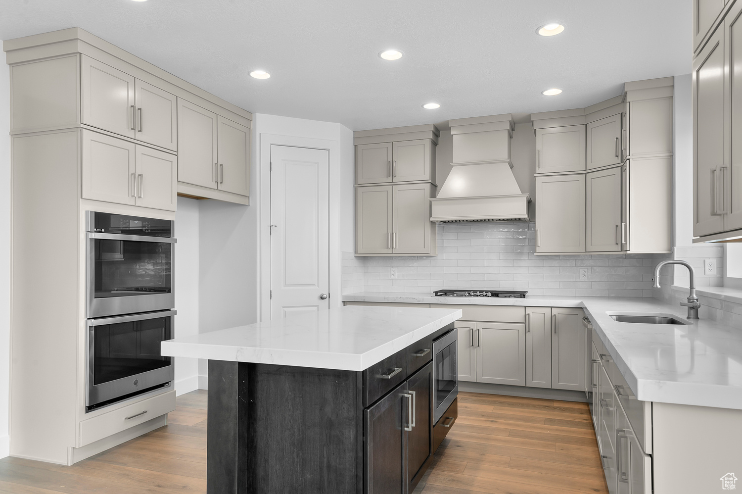 OVERLAND ESTATES V2 105 - Residential