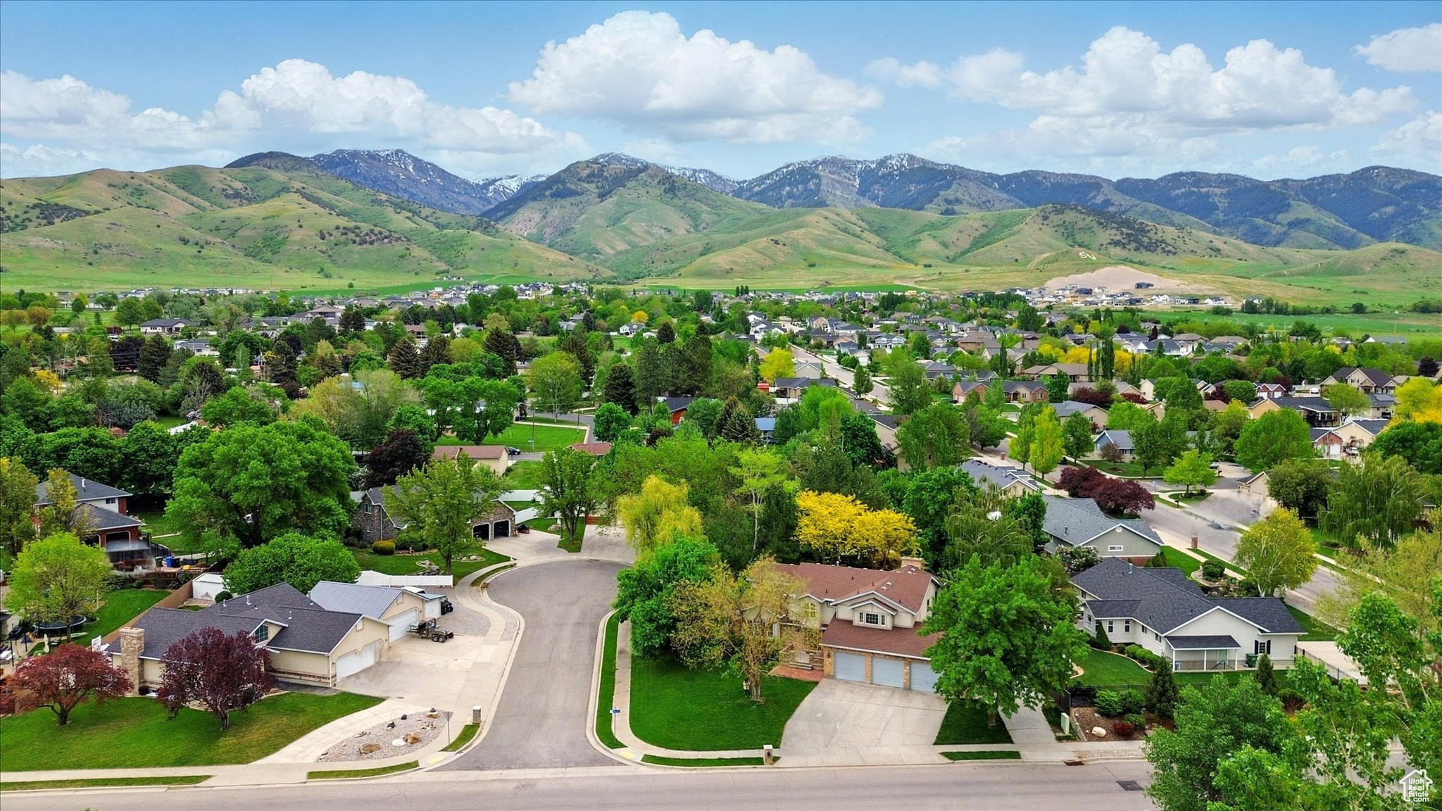 ASPEN ESTATES PHASE III - Residential