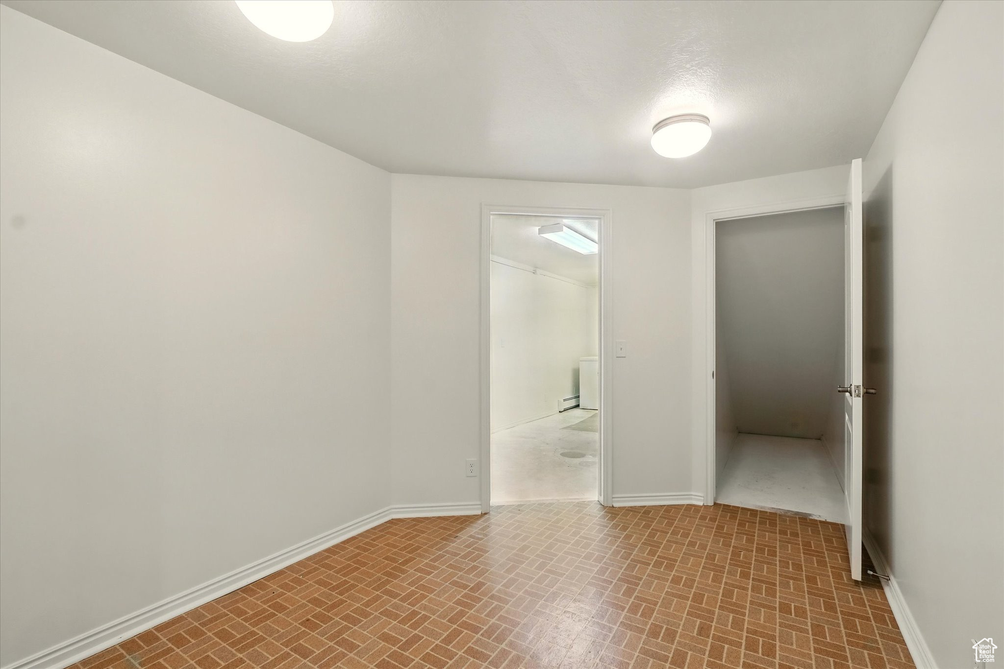 ASPEN ESTATES PHASE III - Residential