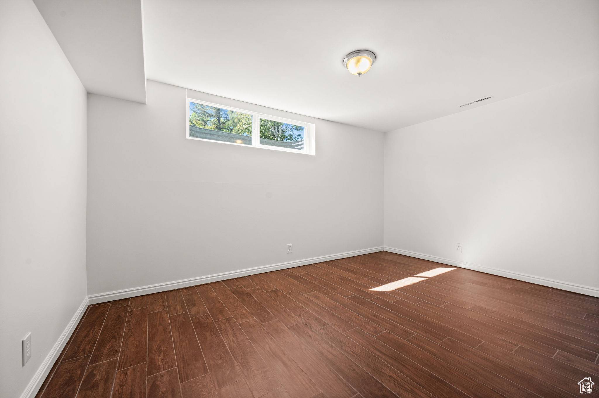 WILLOW CREEK - Residential