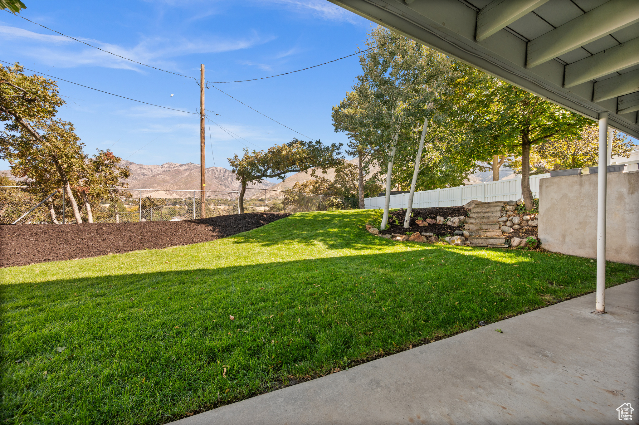 WILLOW CREEK - Residential