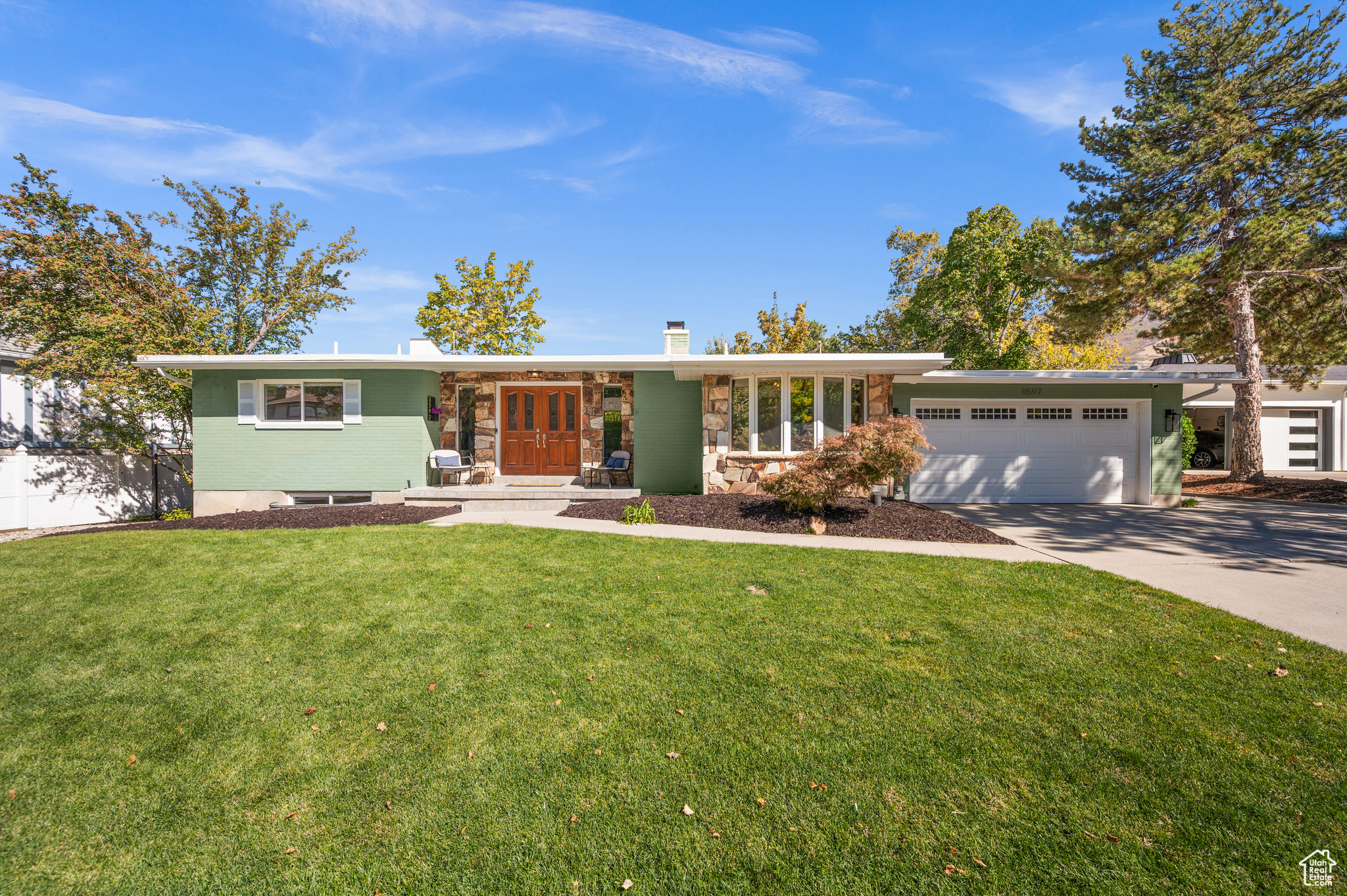 WILLOW CREEK - Residential