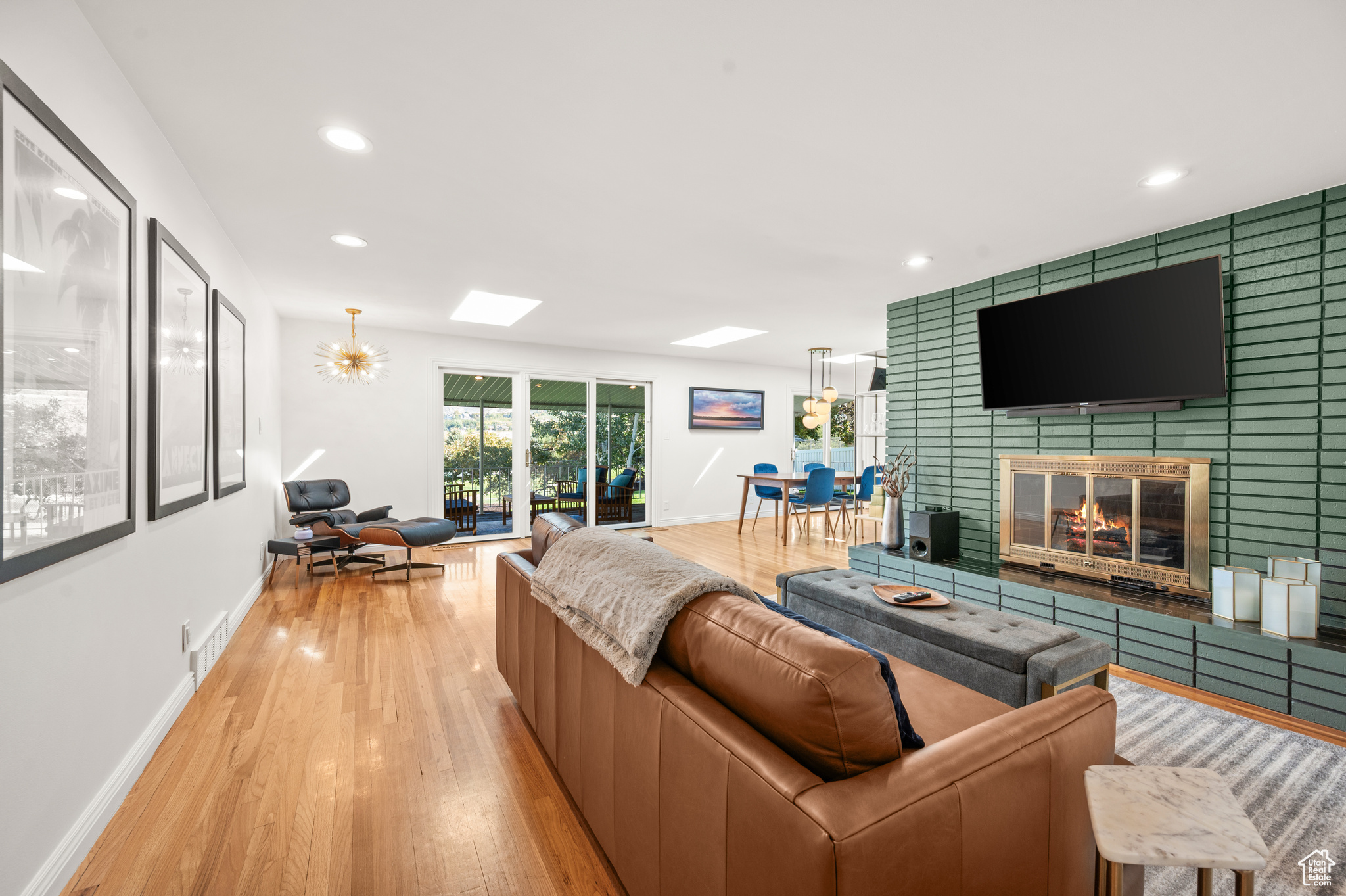 WILLOW CREEK - Residential