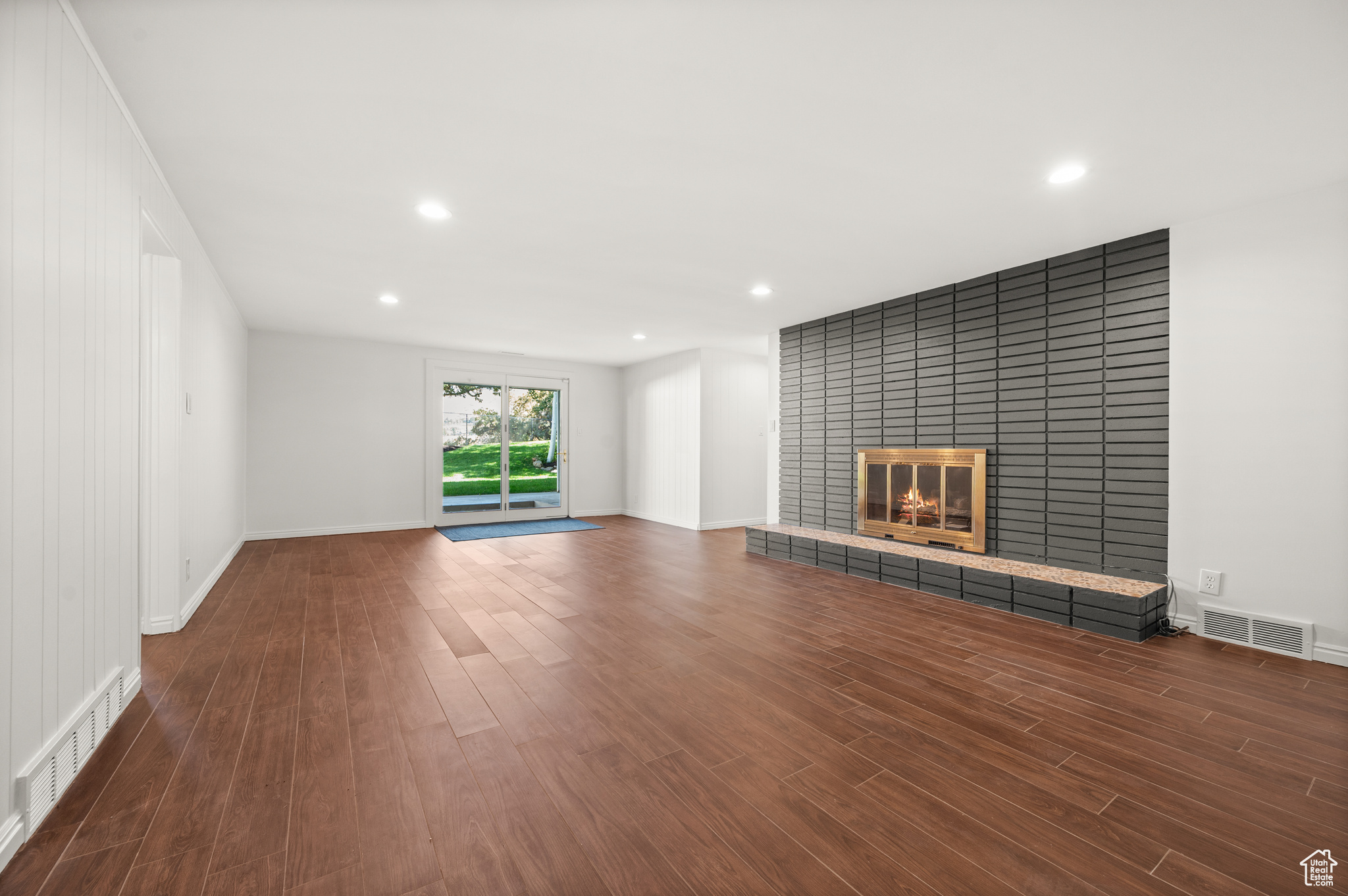 WILLOW CREEK - Residential