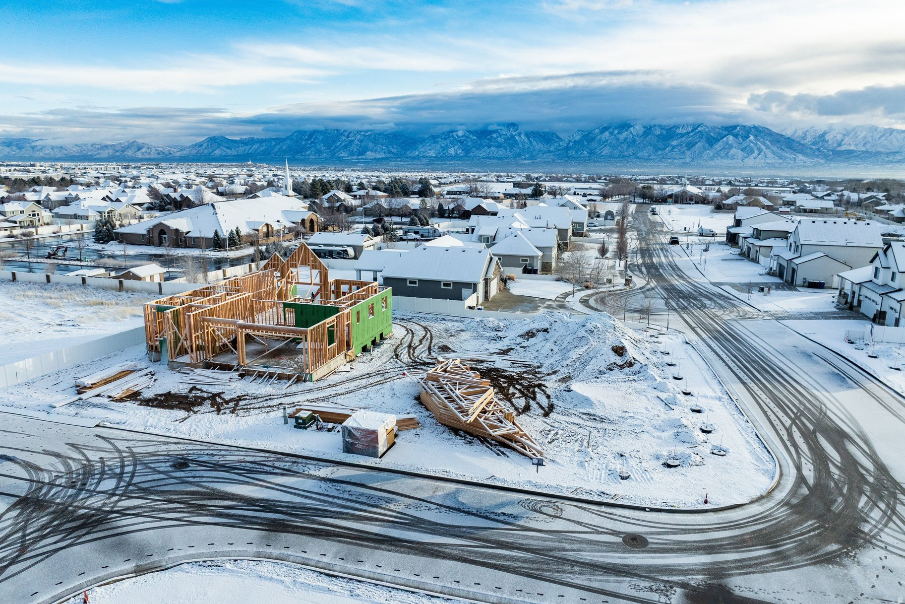 COVE AT SILVER SKY - Residential