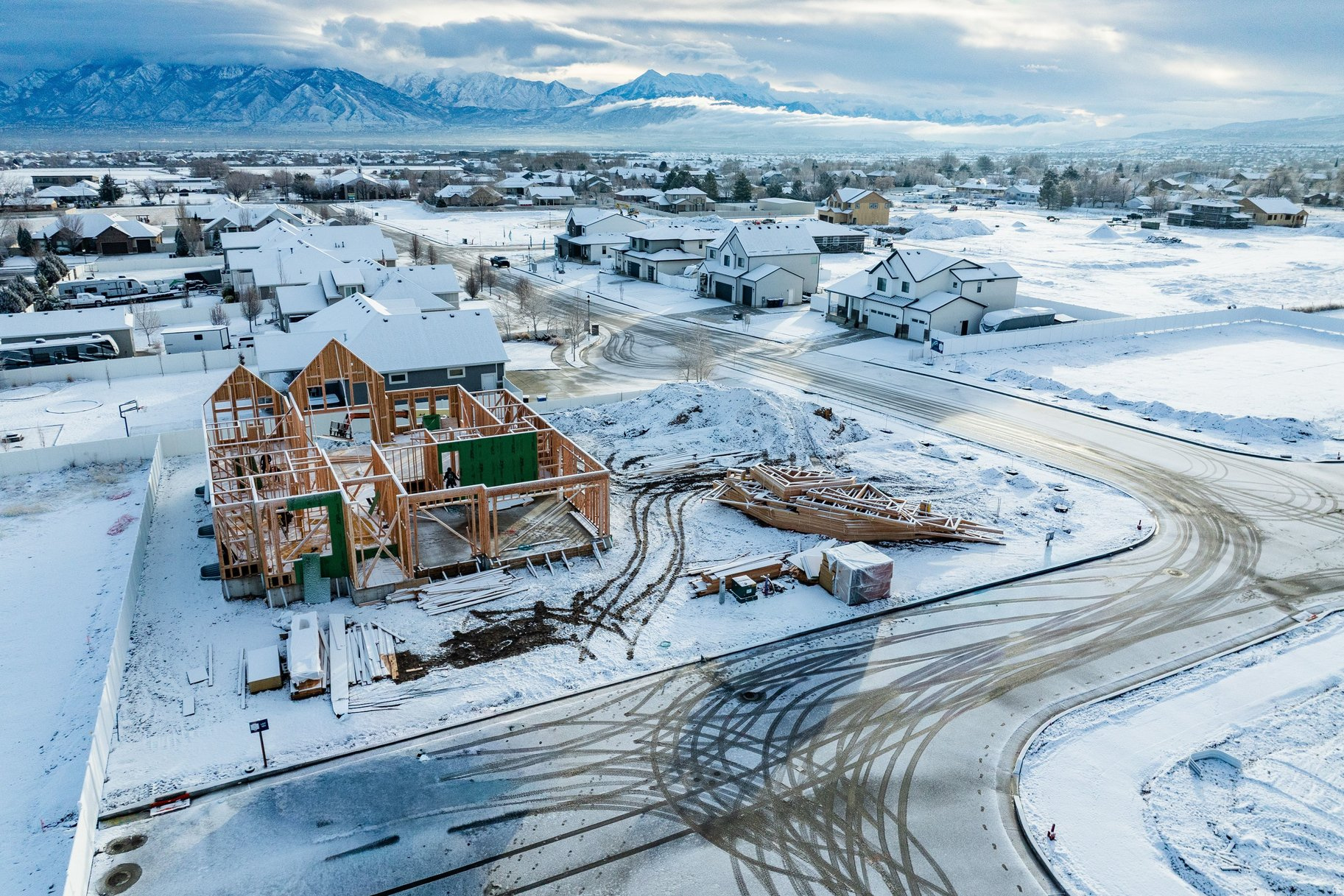 COVE AT SILVER SKY - Residential