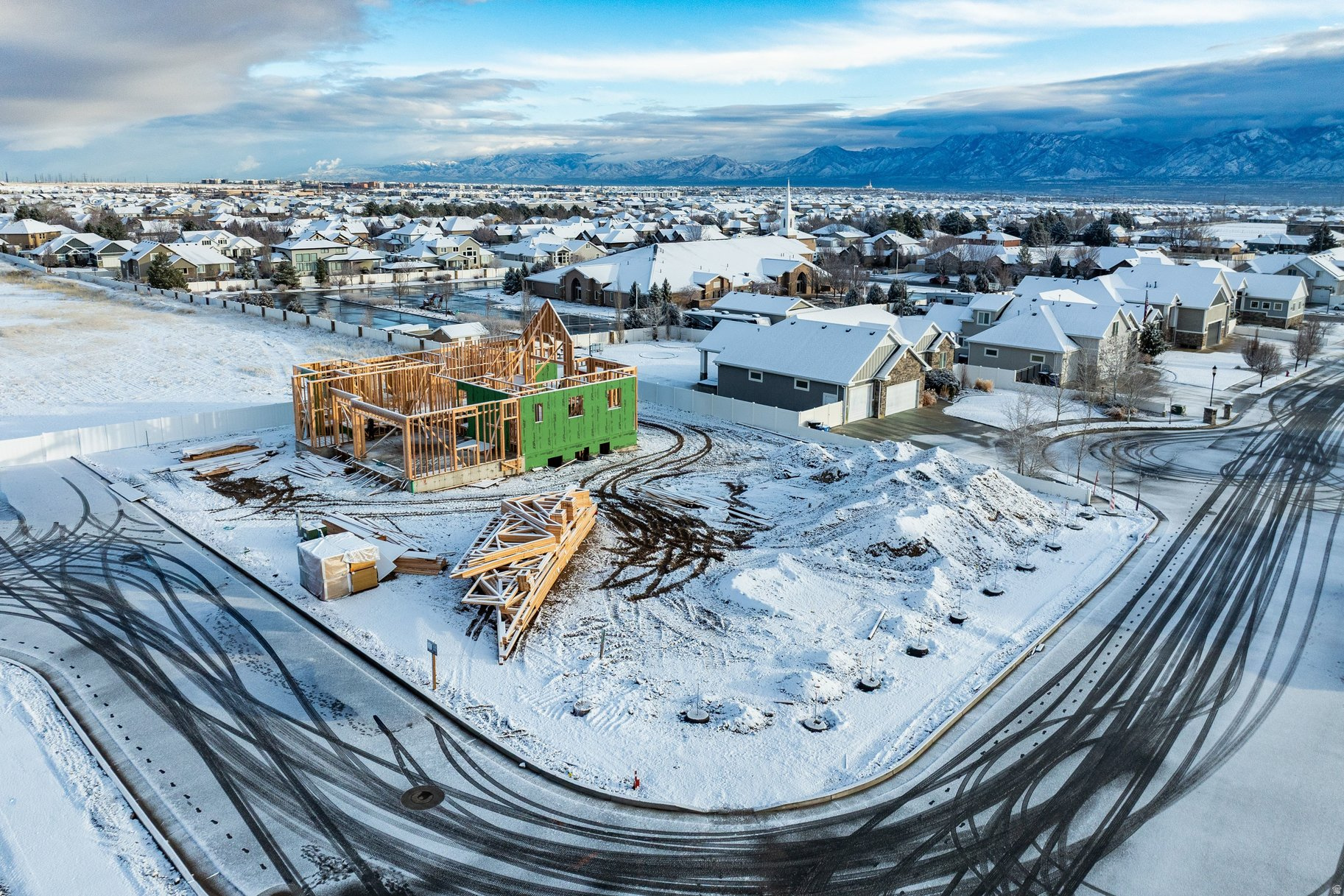 COVE AT SILVER SKY - Residential