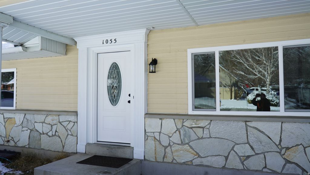 Photo of 1055 COLLINS BLVD, Ogden, UT 84404 (MLS # 2142922)