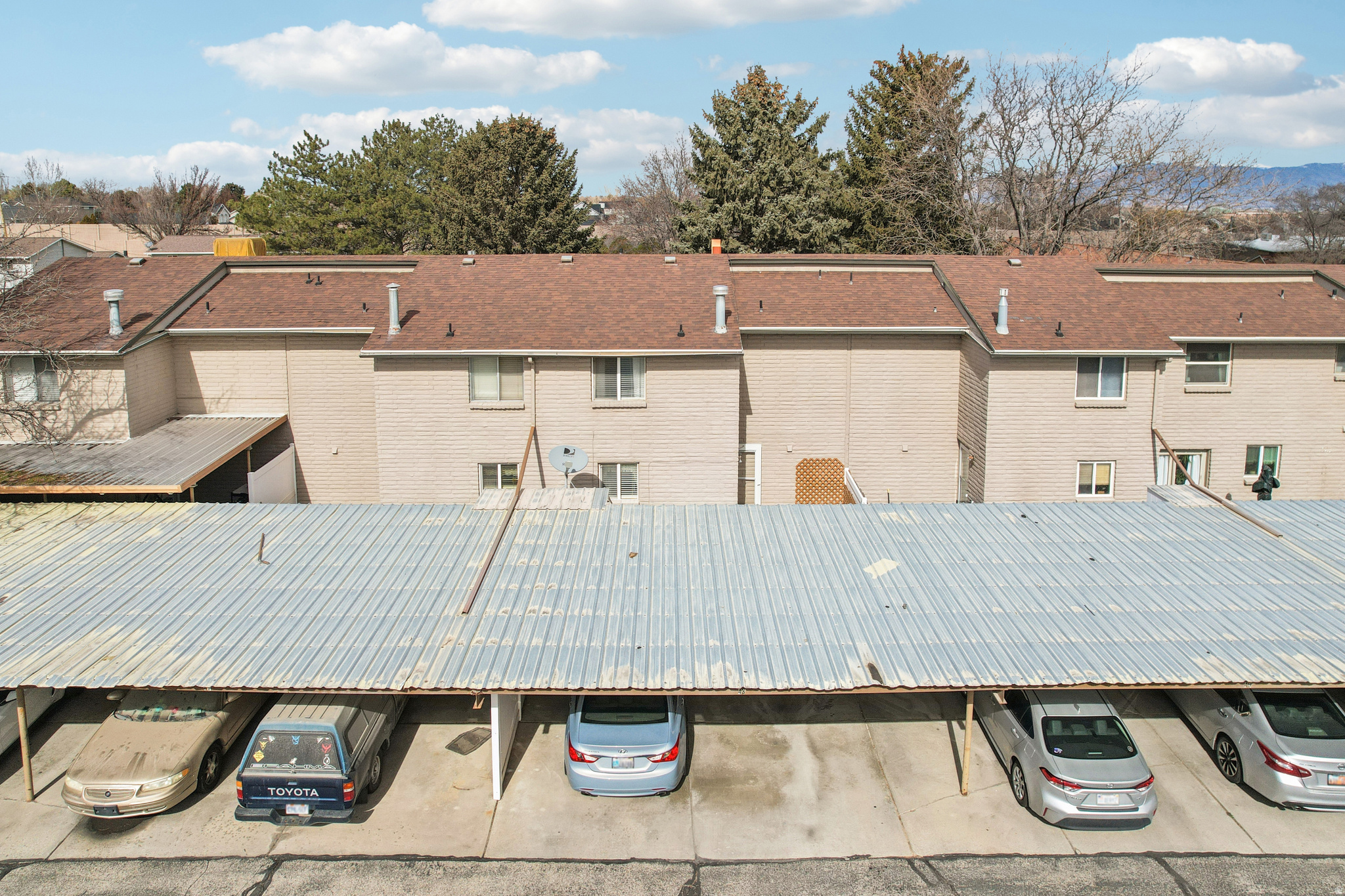 VISTA MONTANA - Residential