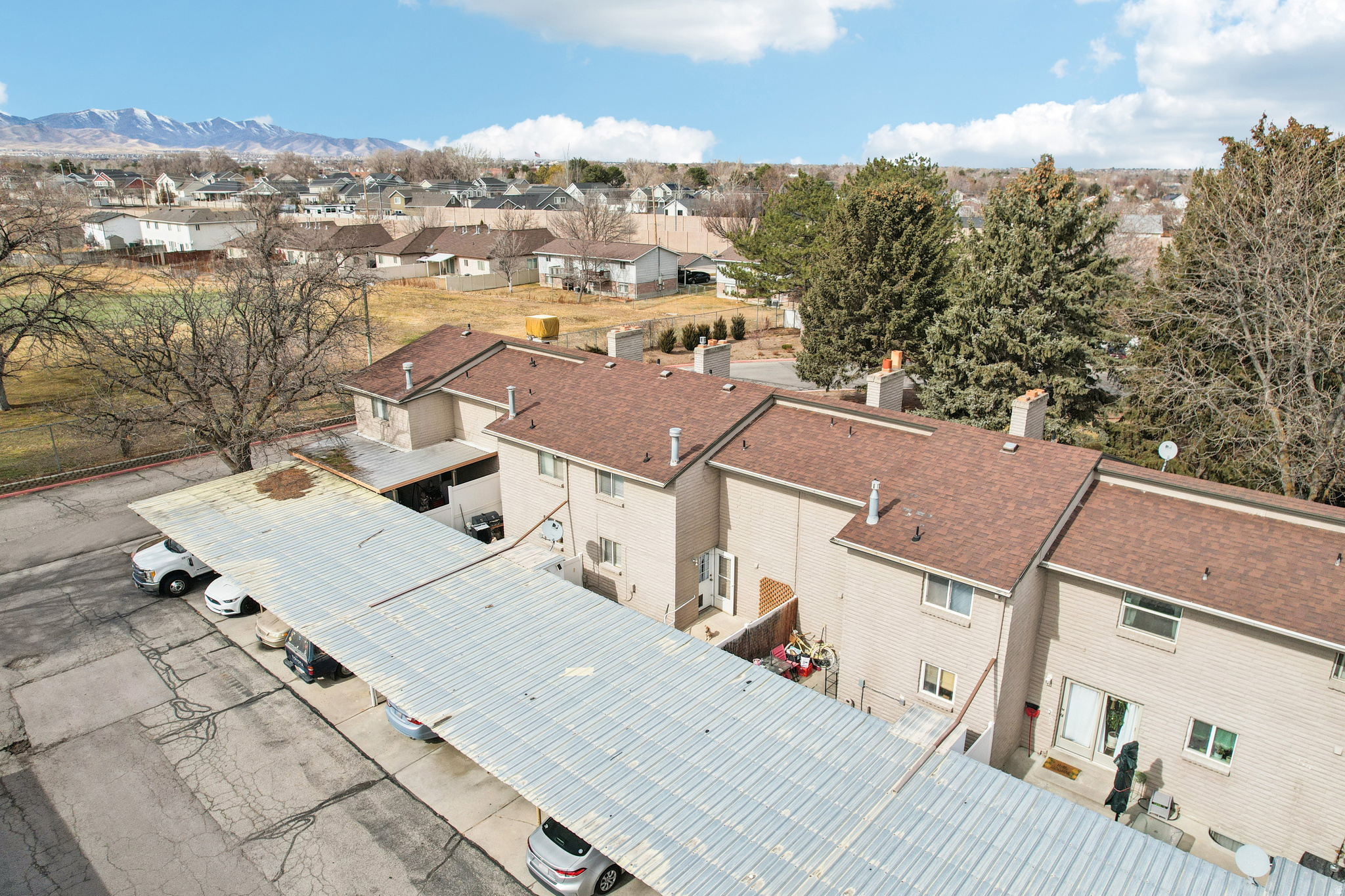 VISTA MONTANA - Residential