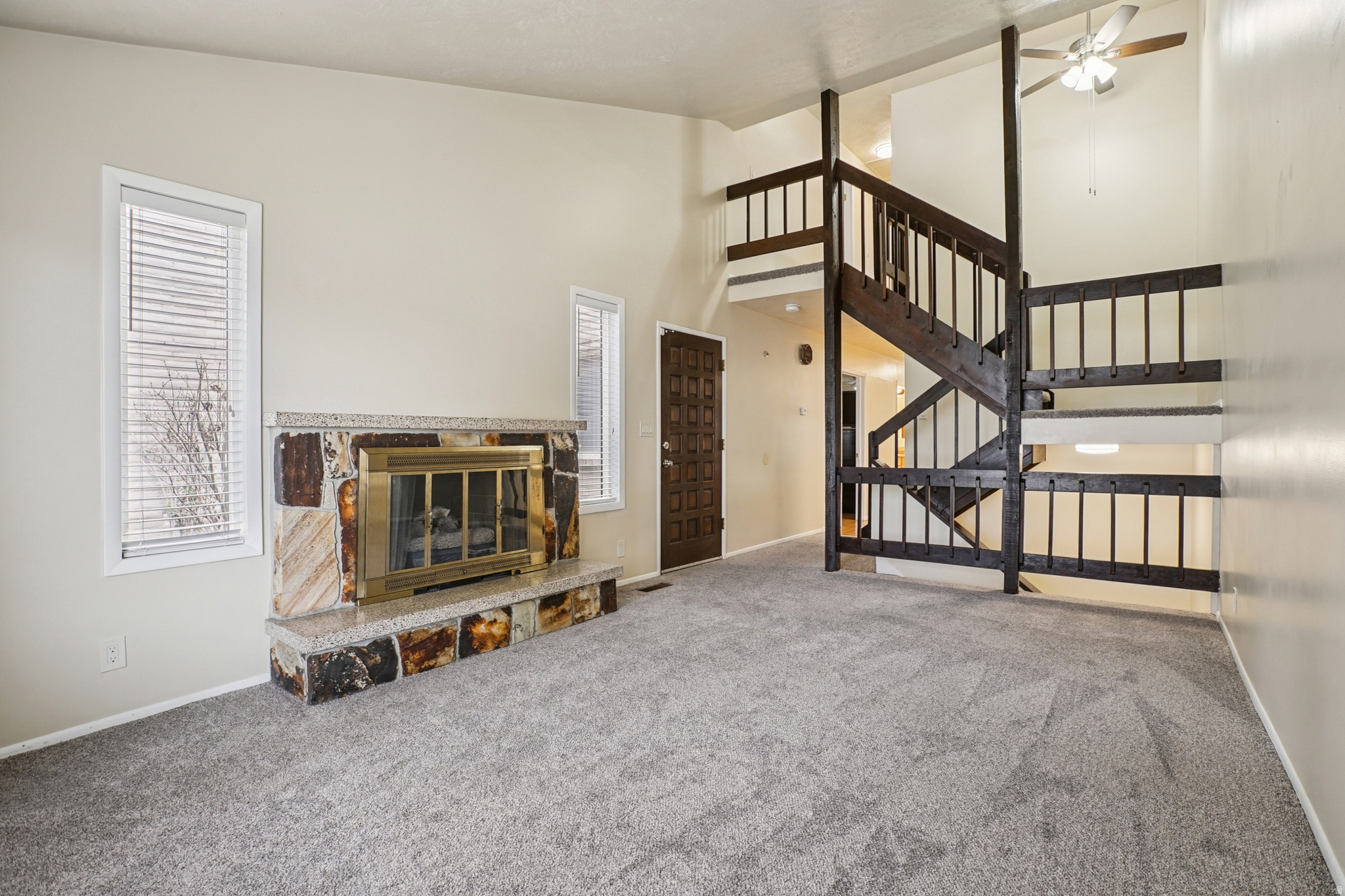 VISTA MONTANA - Residential