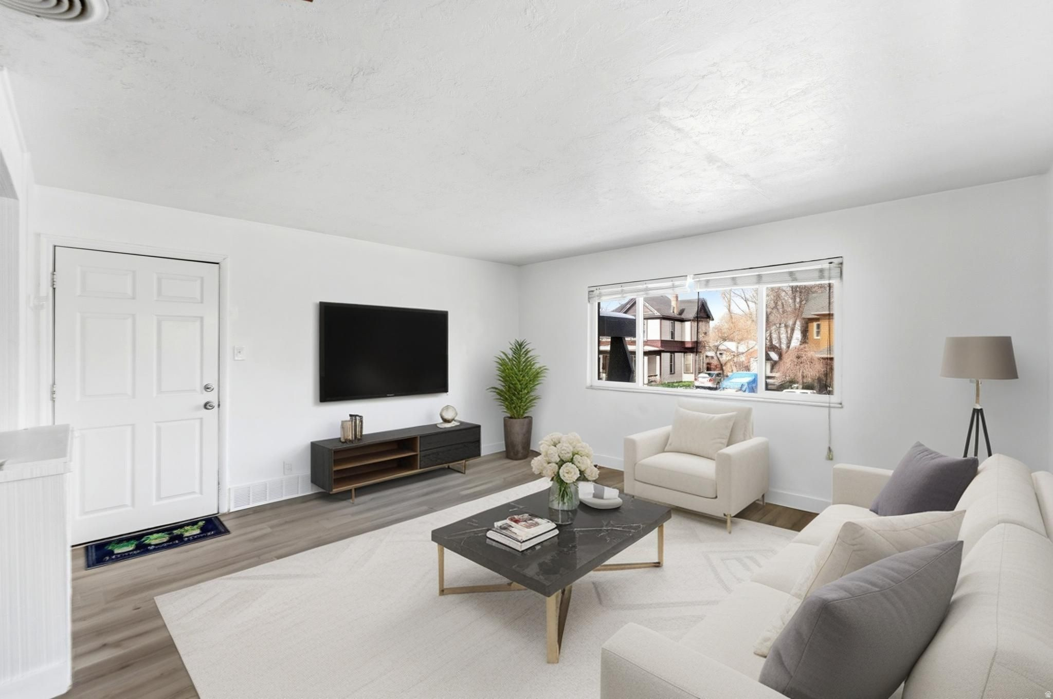 WATERLOO - Residential Income