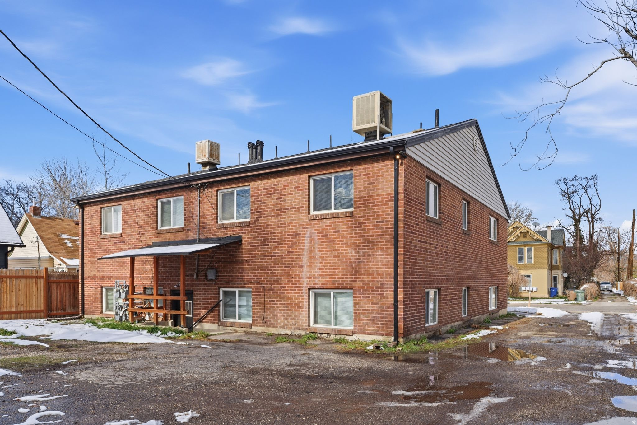 WATERLOO - Residential Income