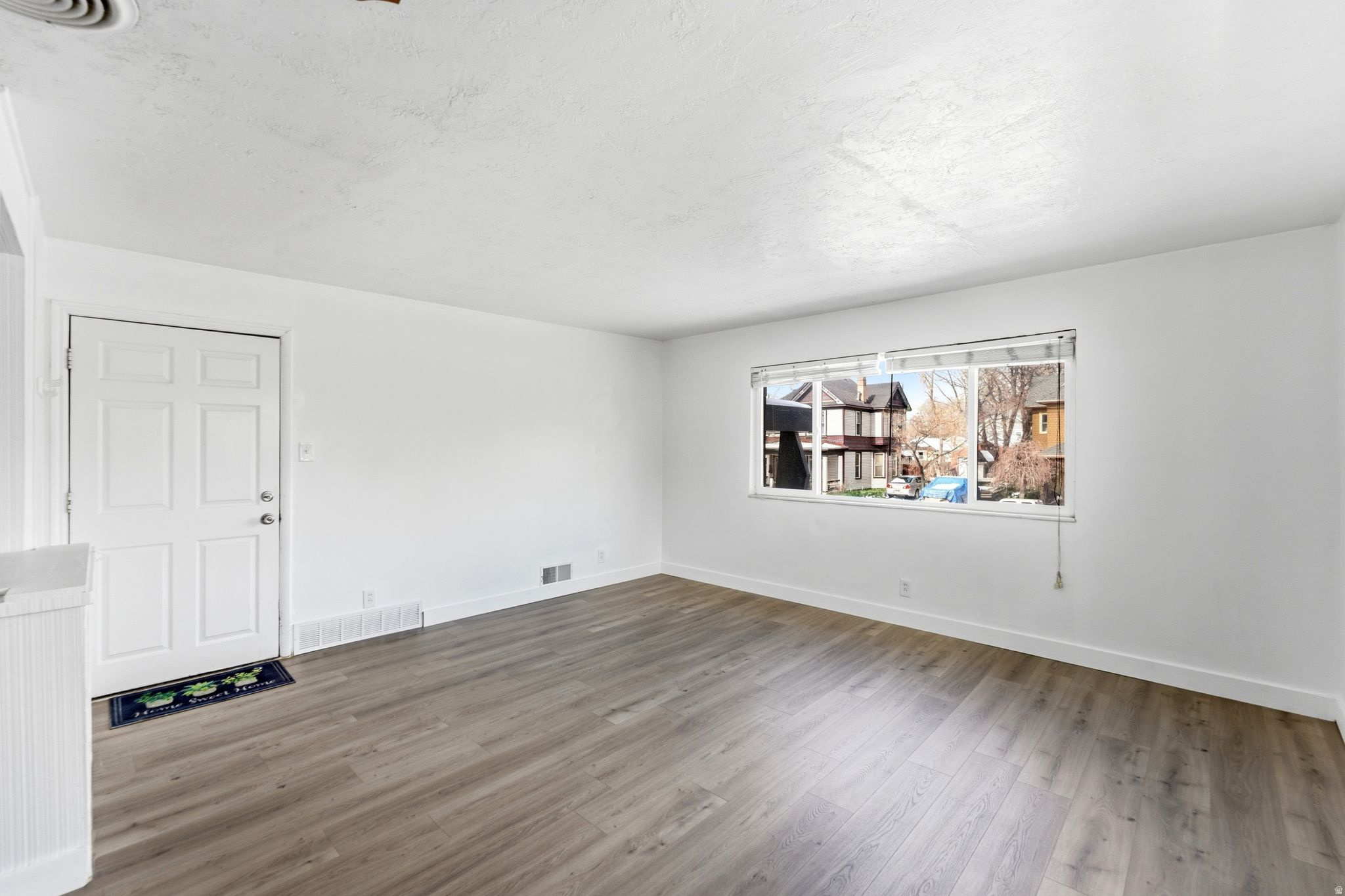 WATERLOO - Residential Income