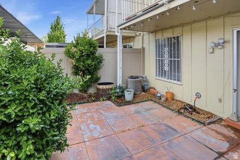 Tiny photo for 627 E SPRINGHILL DR, Murray, UT 84107 (MLS # 2154035)