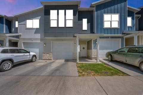Photo of 382 E 1850 N #5, North Ogden, UT 84414 (MLS # 2163540)