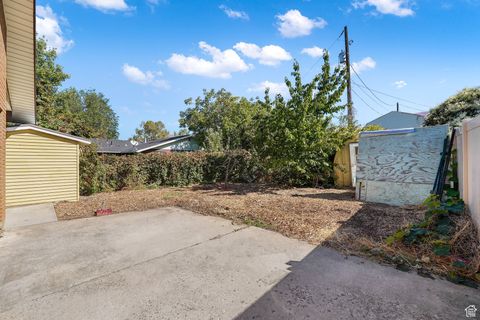 Tiny photo for 141 E 1650 S, Bountiful, UT 84010 (MLS # 2114625)