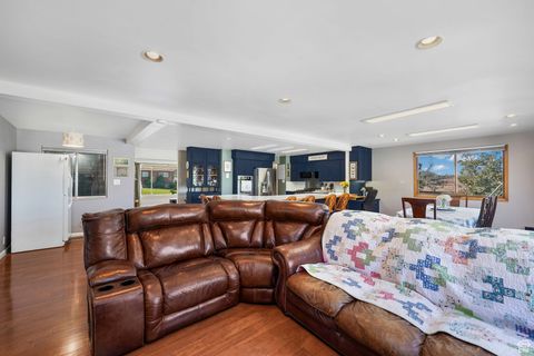 Tiny photo for 141 E 1650 S, Bountiful, UT 84010 (MLS # 2114625)