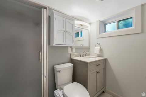 Tiny photo for 141 E 1650 S, Bountiful, UT 84010 (MLS # 2114625)