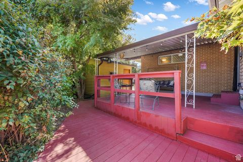 Tiny photo for 141 E 1650 S, Bountiful, UT 84010 (MLS # 2114625)