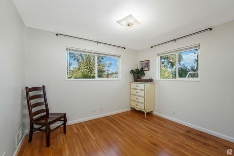 Tiny photo for 141 E 1650 S, Bountiful, UT 84010 (MLS # 2114625)