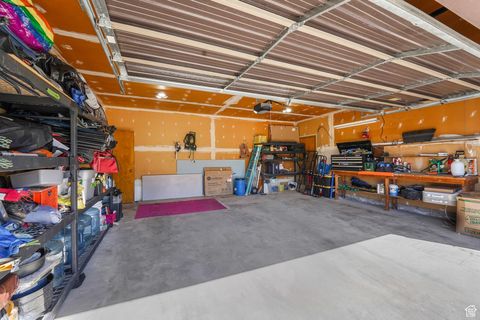 Tiny photo for 141 E 1650 S, Bountiful, UT 84010 (MLS # 2114625)