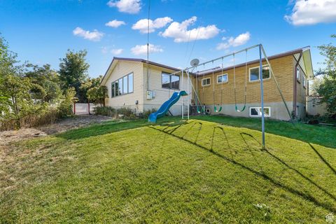 Tiny photo for 141 E 1650 S, Bountiful, UT 84010 (MLS # 2114625)