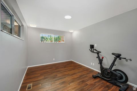 Tiny photo for 141 E 1650 S, Bountiful, UT 84010 (MLS # 2114625)