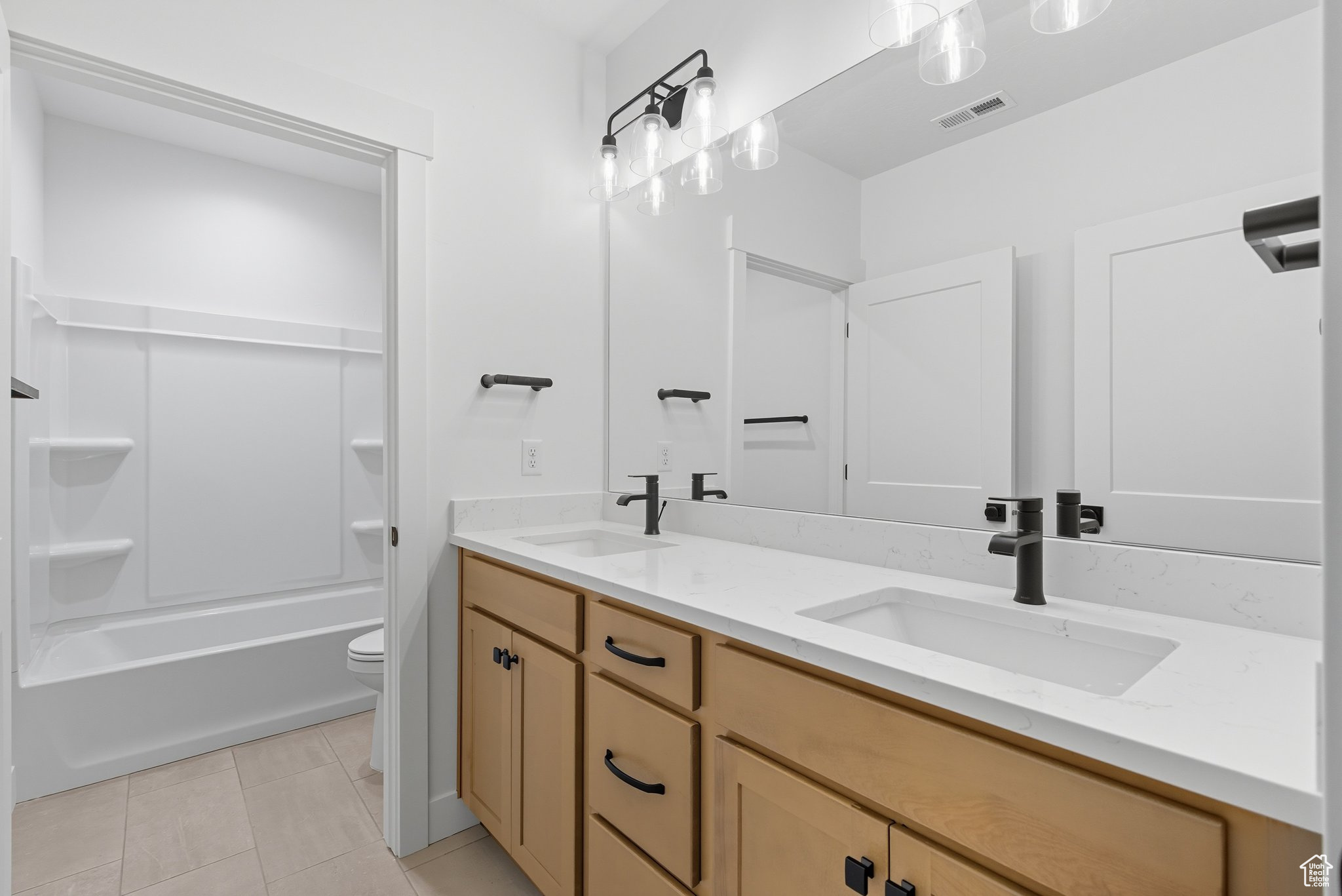 BLACKHAWK - Residential