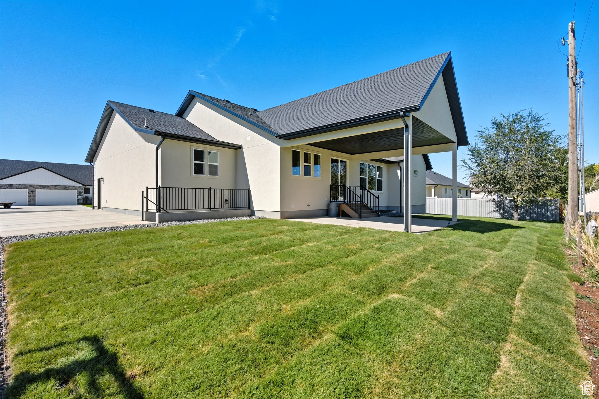 BLACKHAWK - Residential
