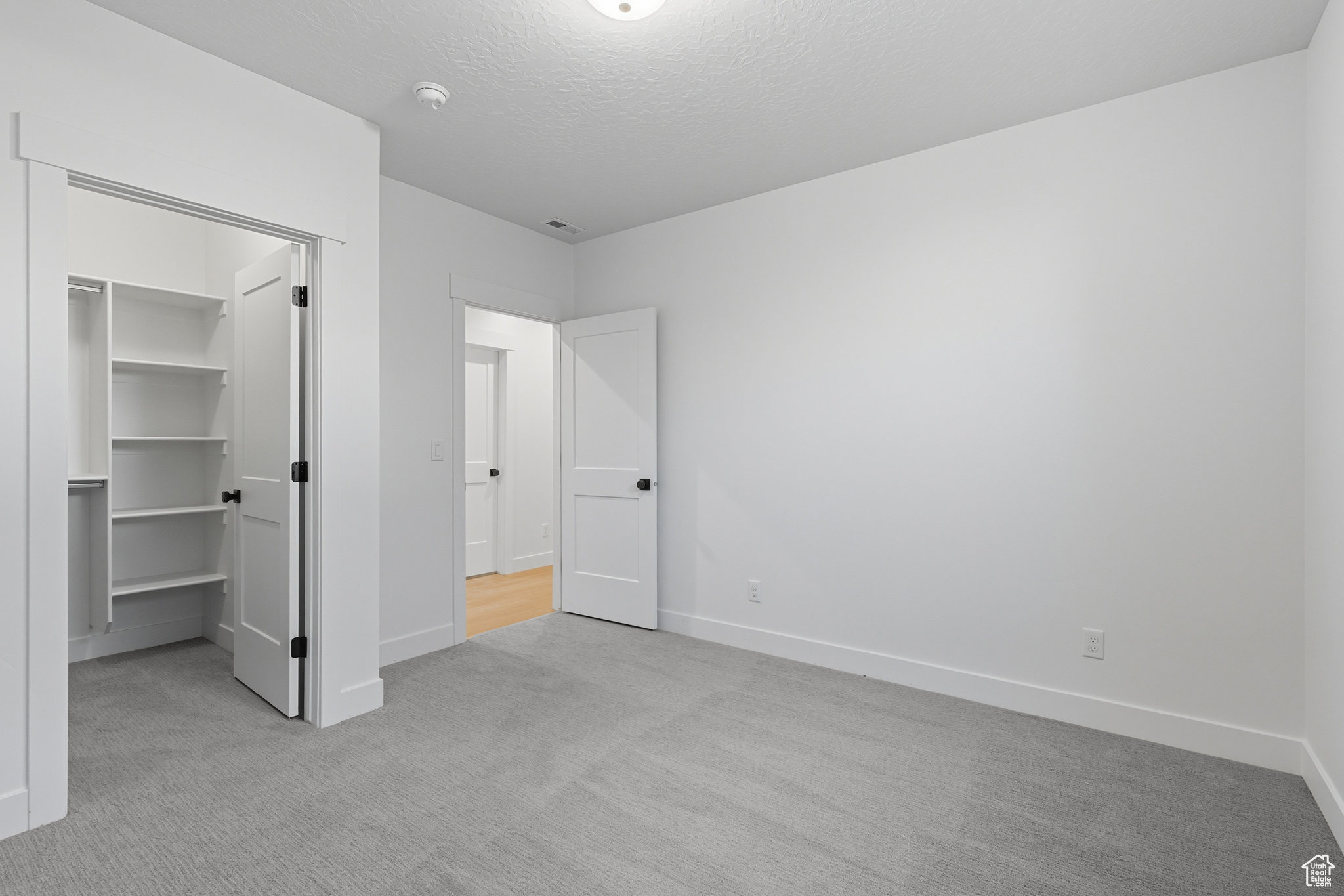 BLACKHAWK - Residential