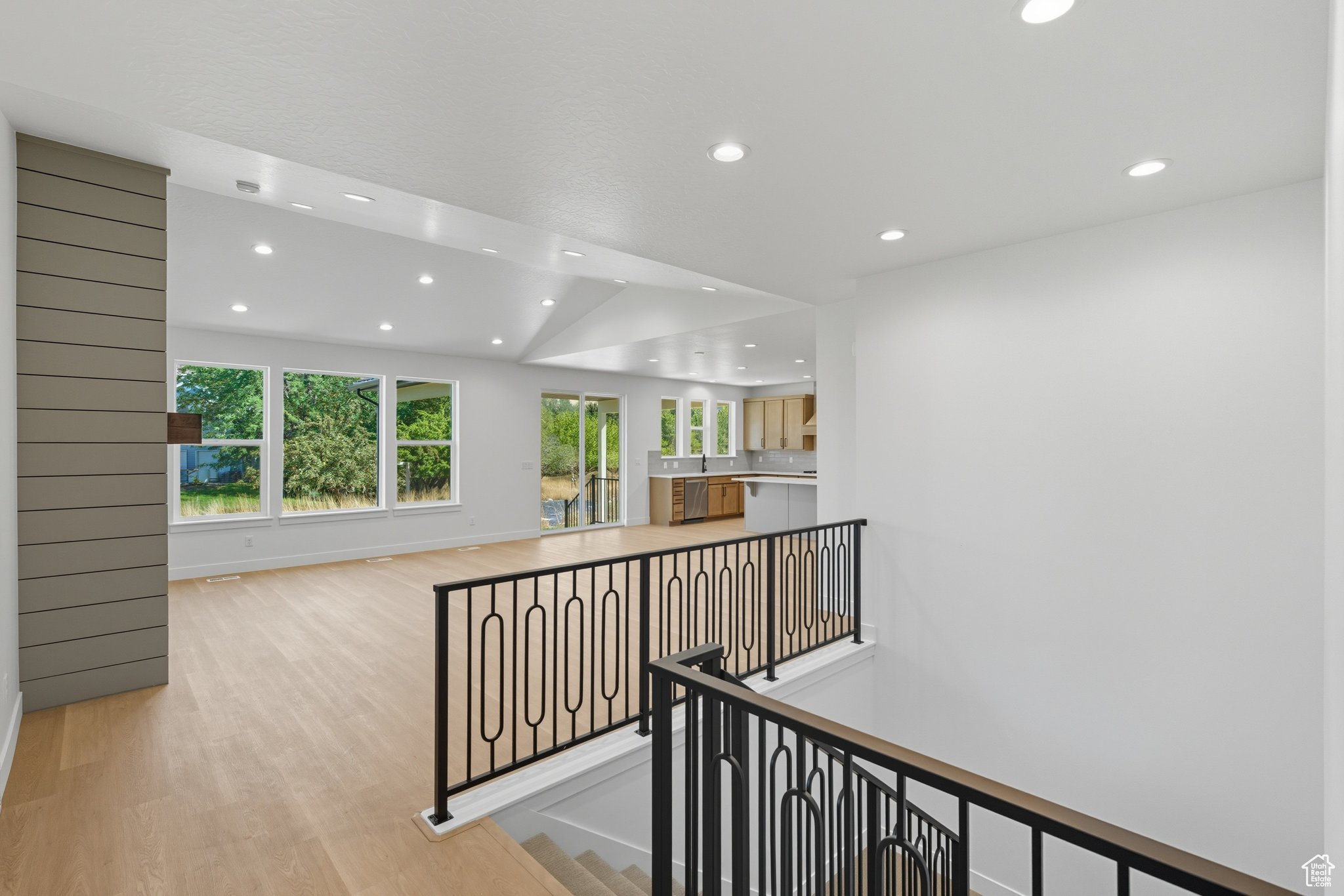 BLACKHAWK - Residential