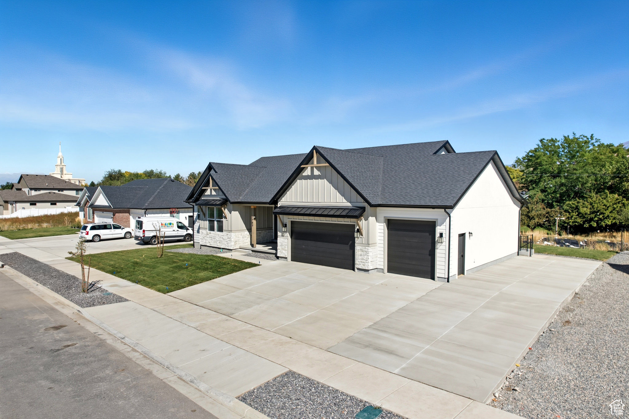 BLACKHAWK - Residential