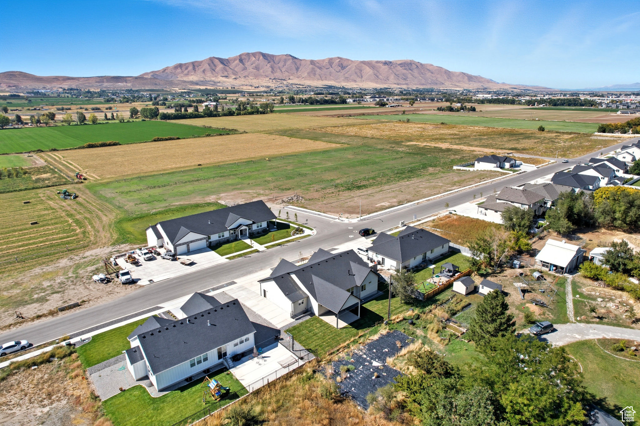 BLACKHAWK - Residential