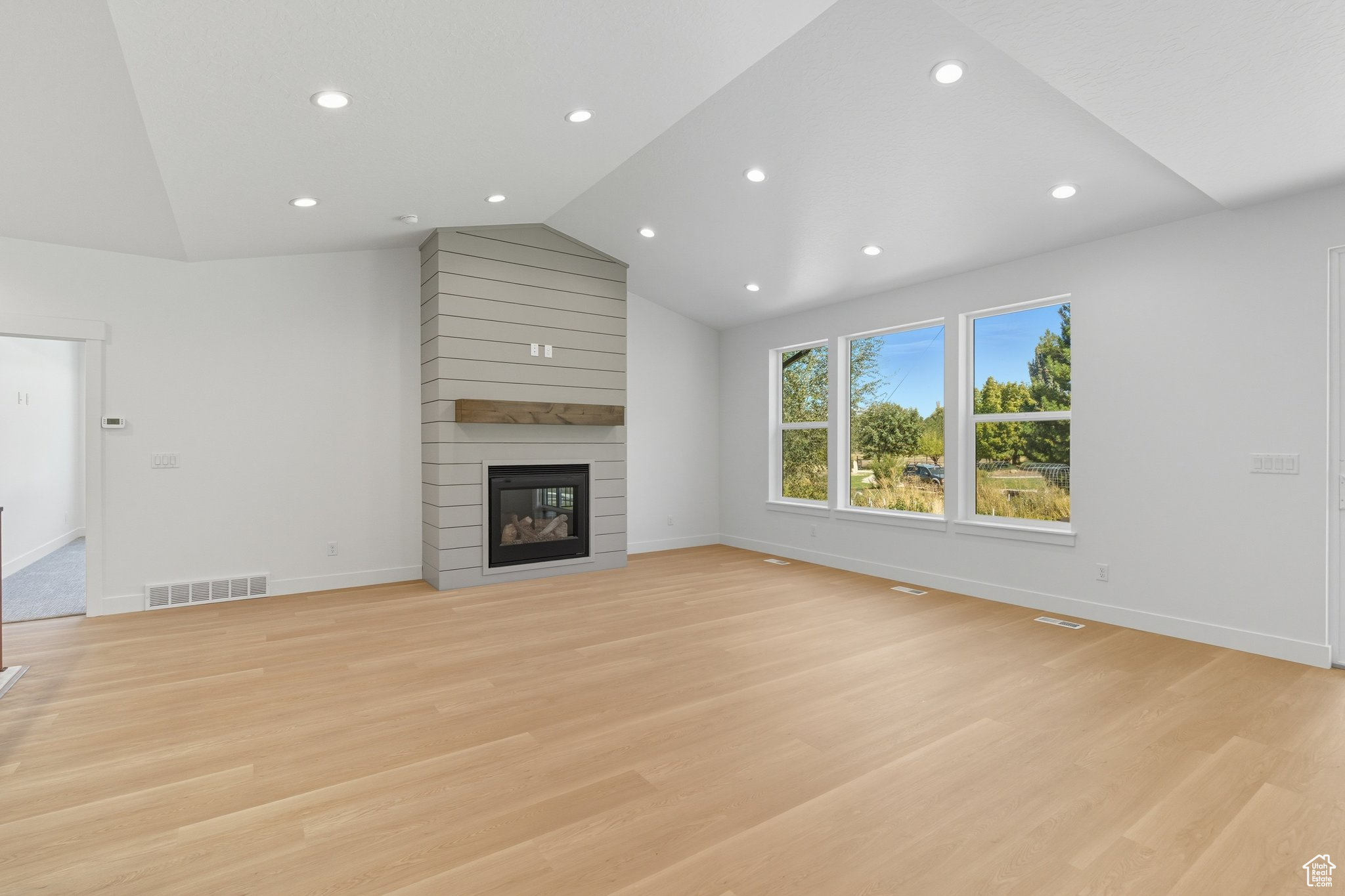 BLACKHAWK - Residential