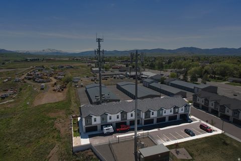 858 E 250 N Hyrum UT 84319