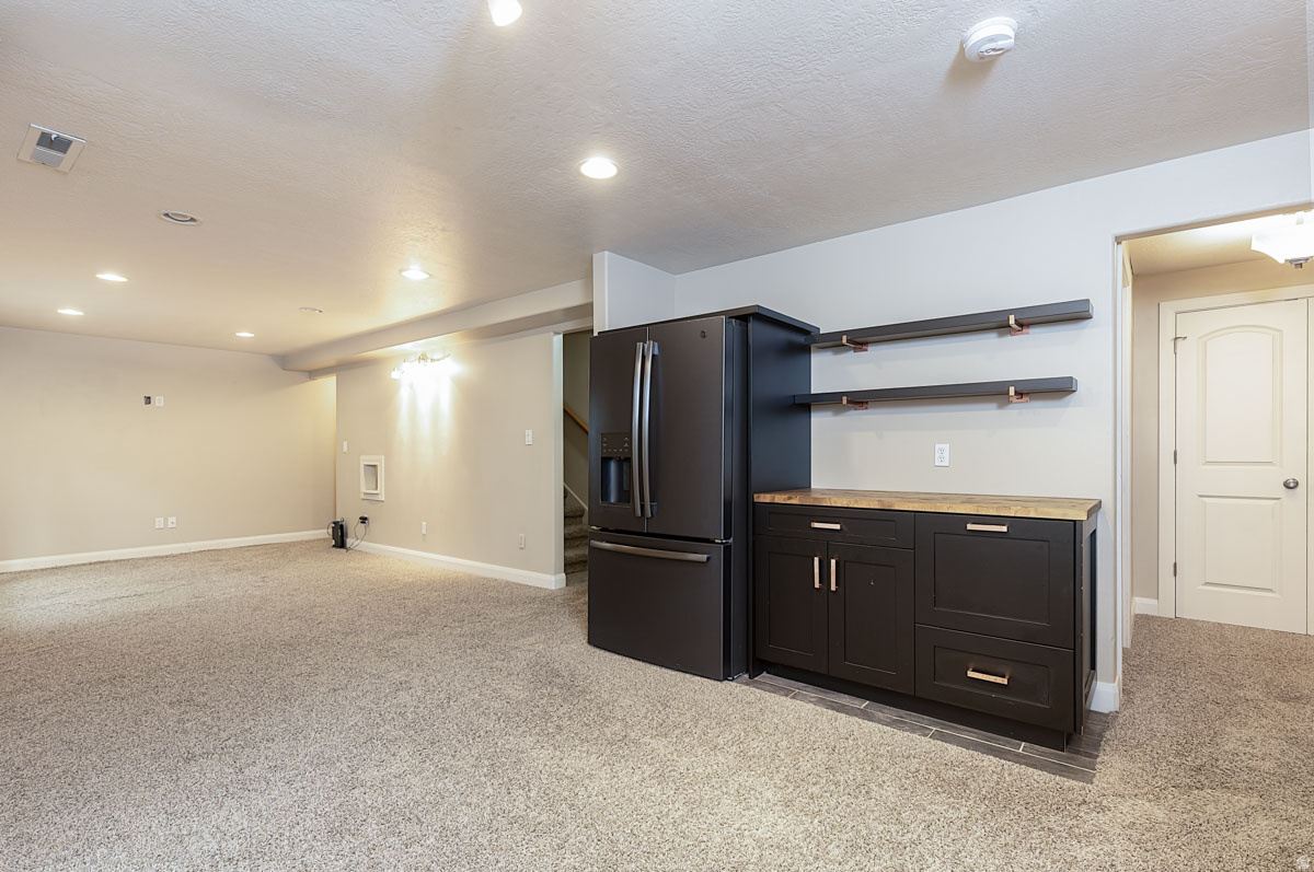 WEST VIEW ESTATES SUBDIVISION - Residential