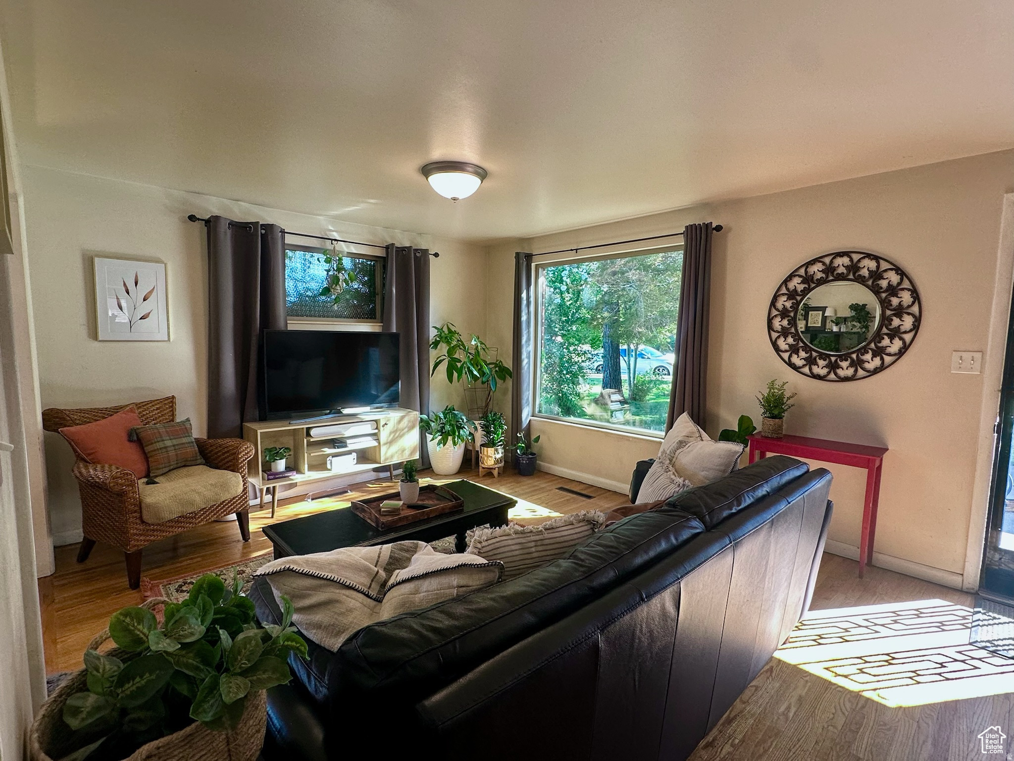 COUNTRY HILLS ADDITION - Residential