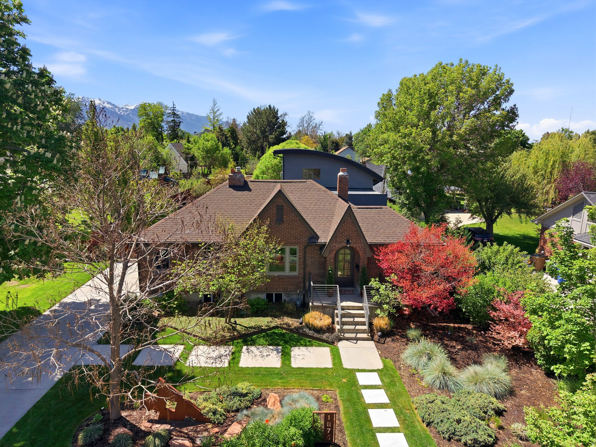 HIGHLAND - Residential