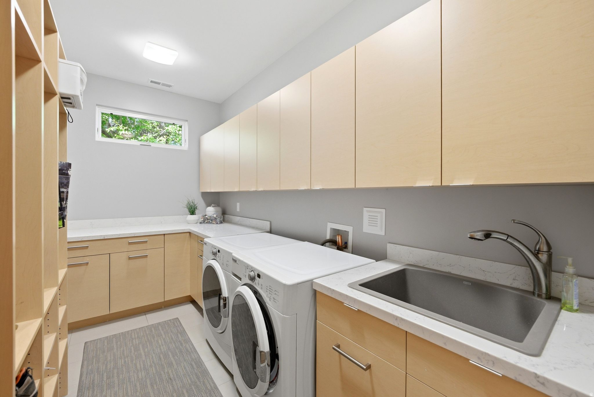 HIGHLAND - Residential