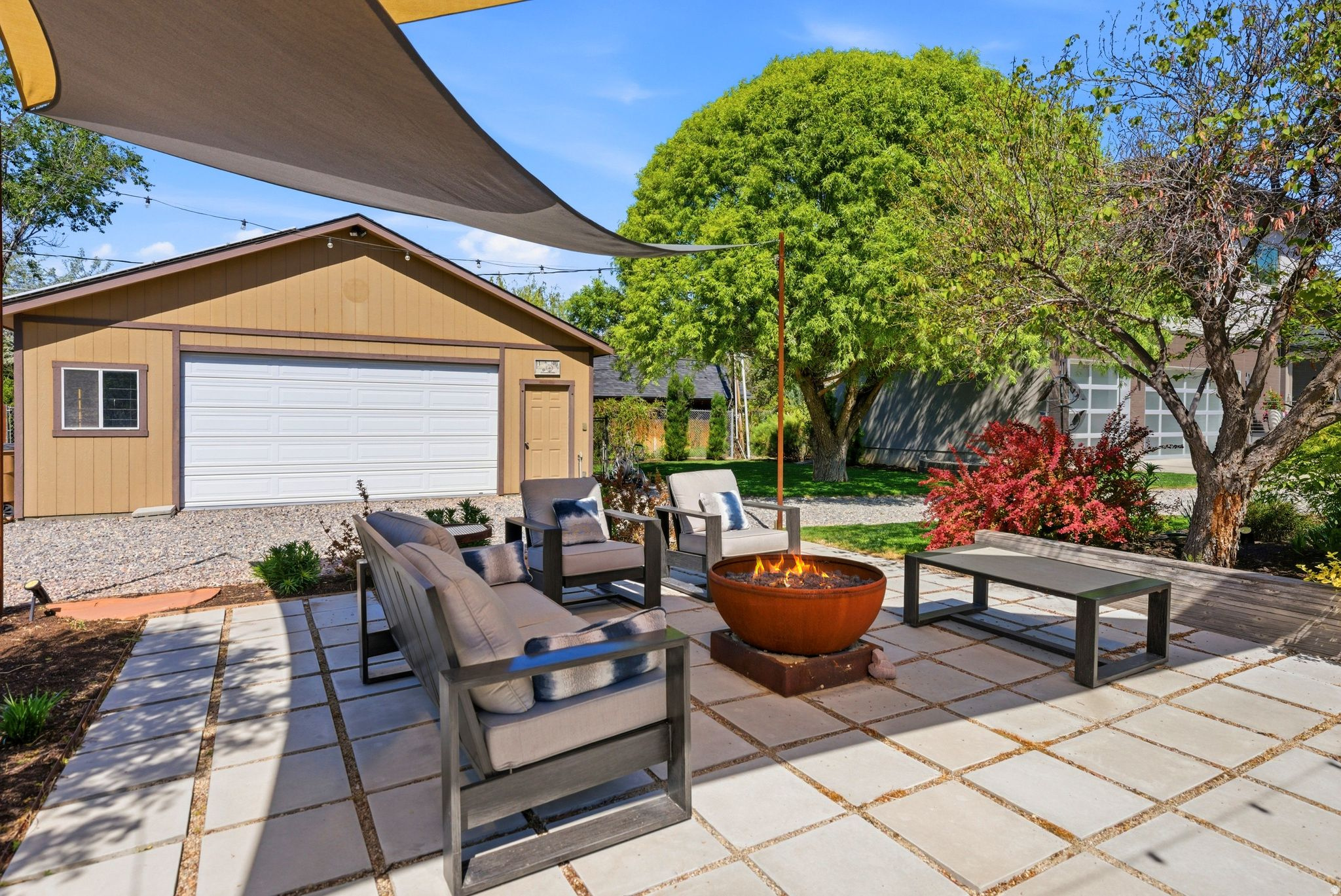 HIGHLAND - Residential