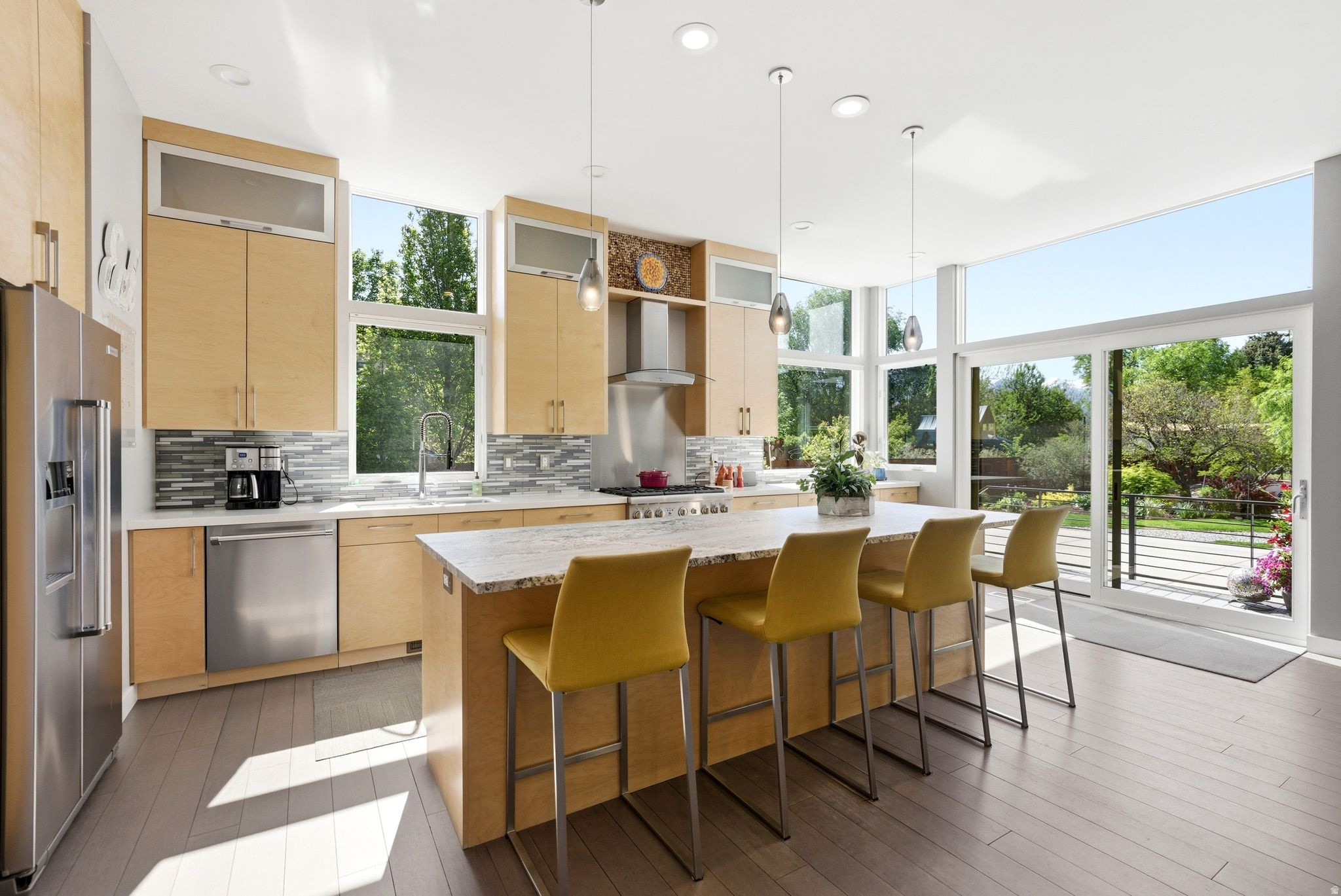 HIGHLAND - Residential