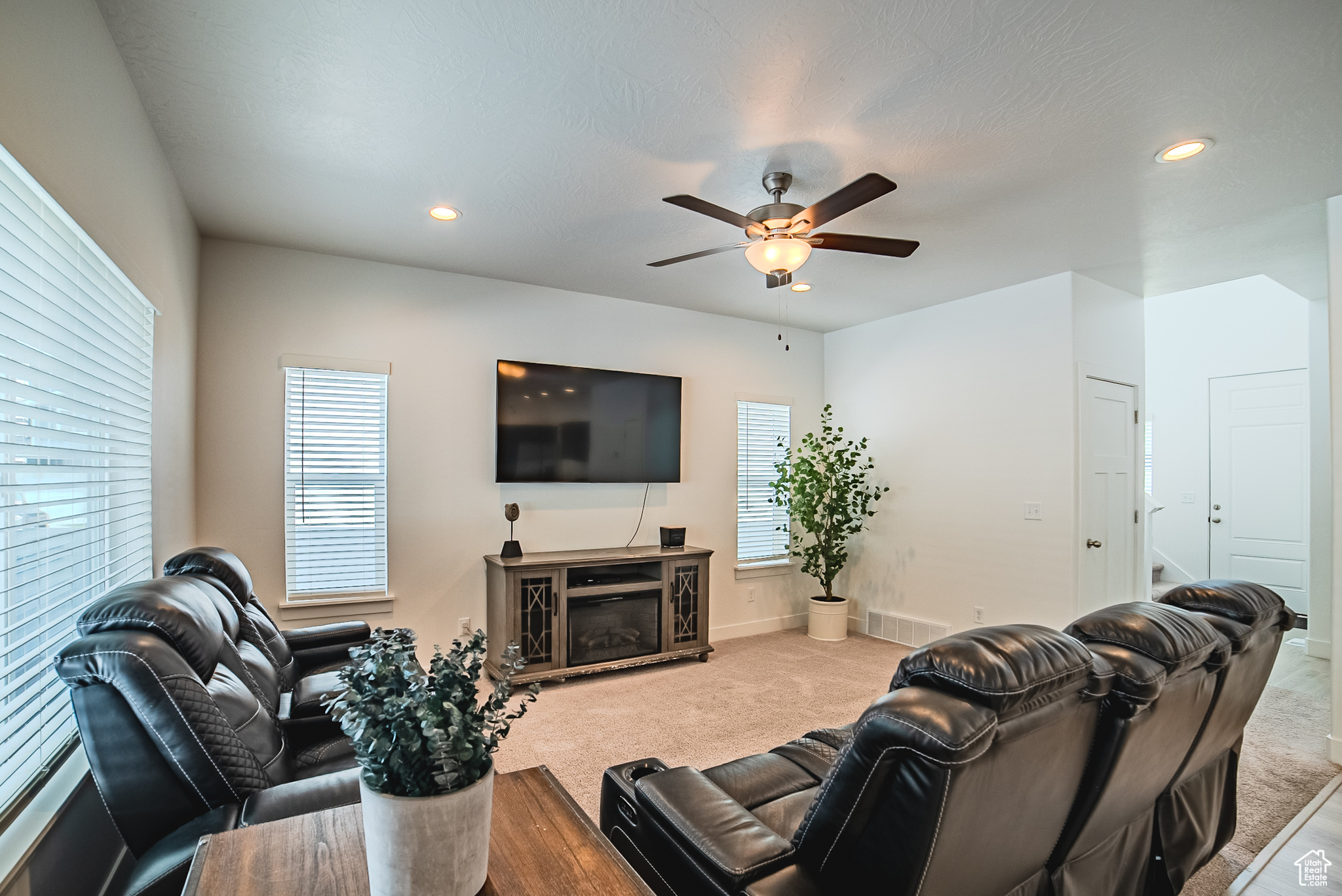 4950 E Lake Dr, Eagle Mountain, Utah image 8