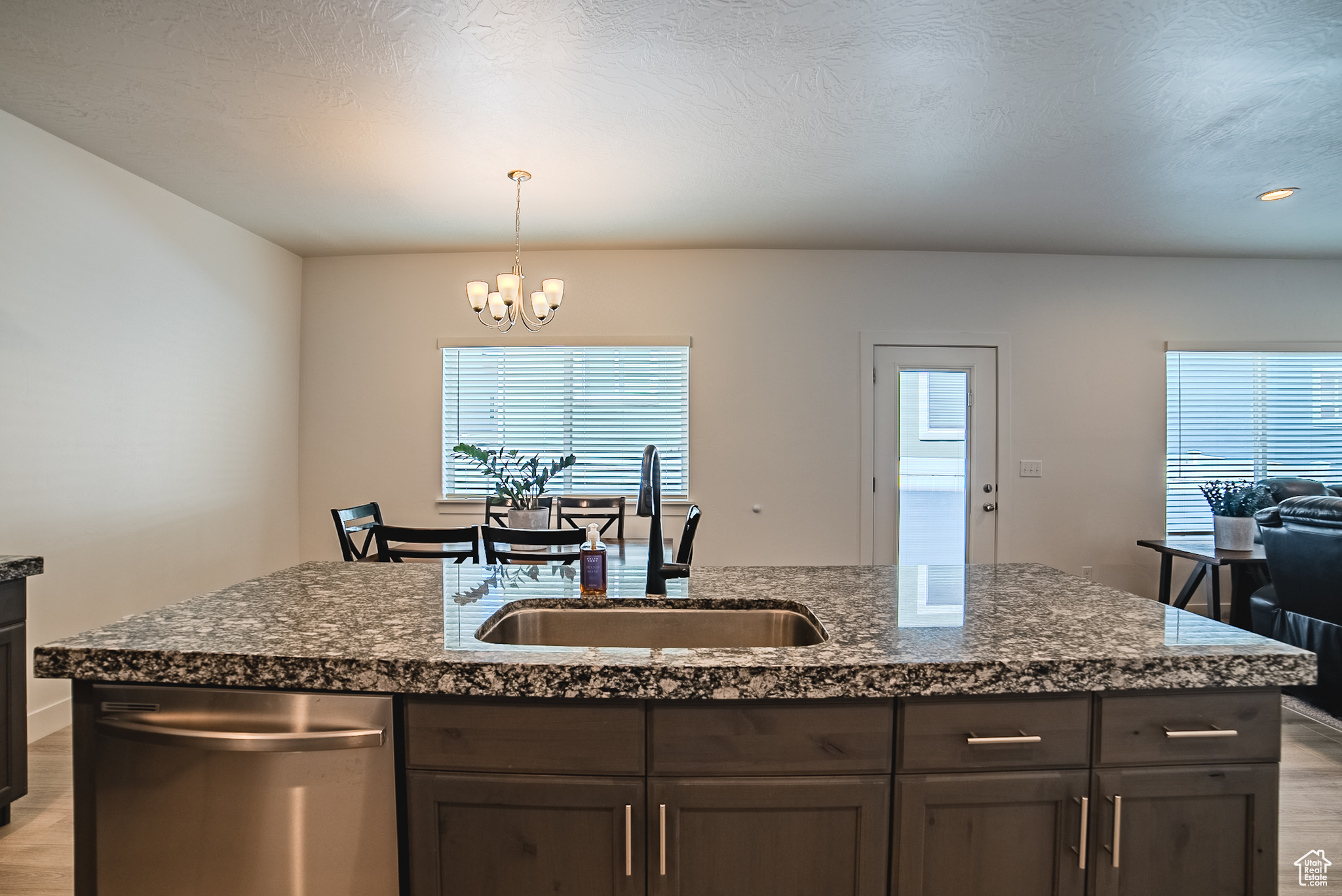 4950 E Lake Dr, Eagle Mountain, Utah image 12