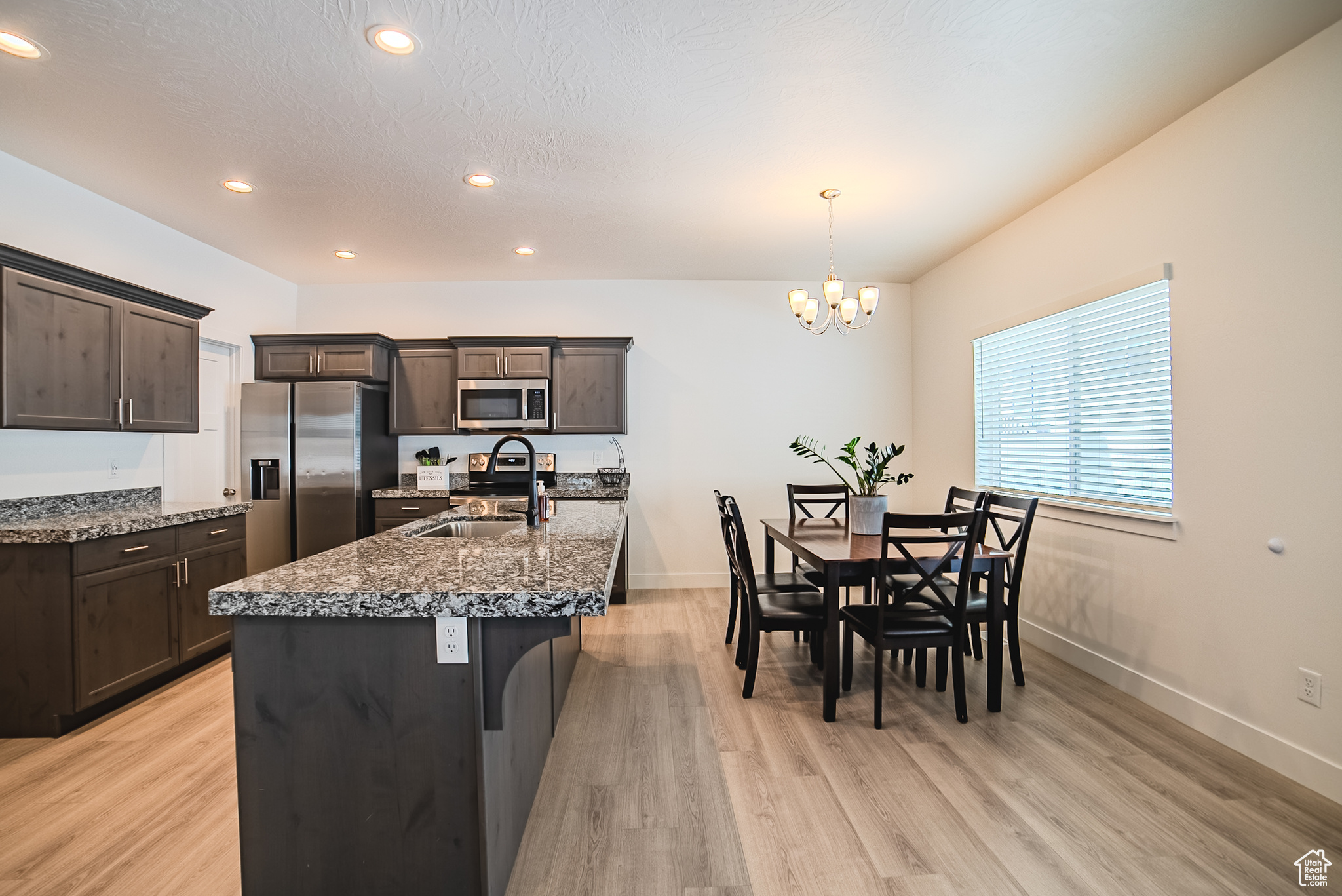 4950 E Lake Dr, Eagle Mountain, Utah image 10