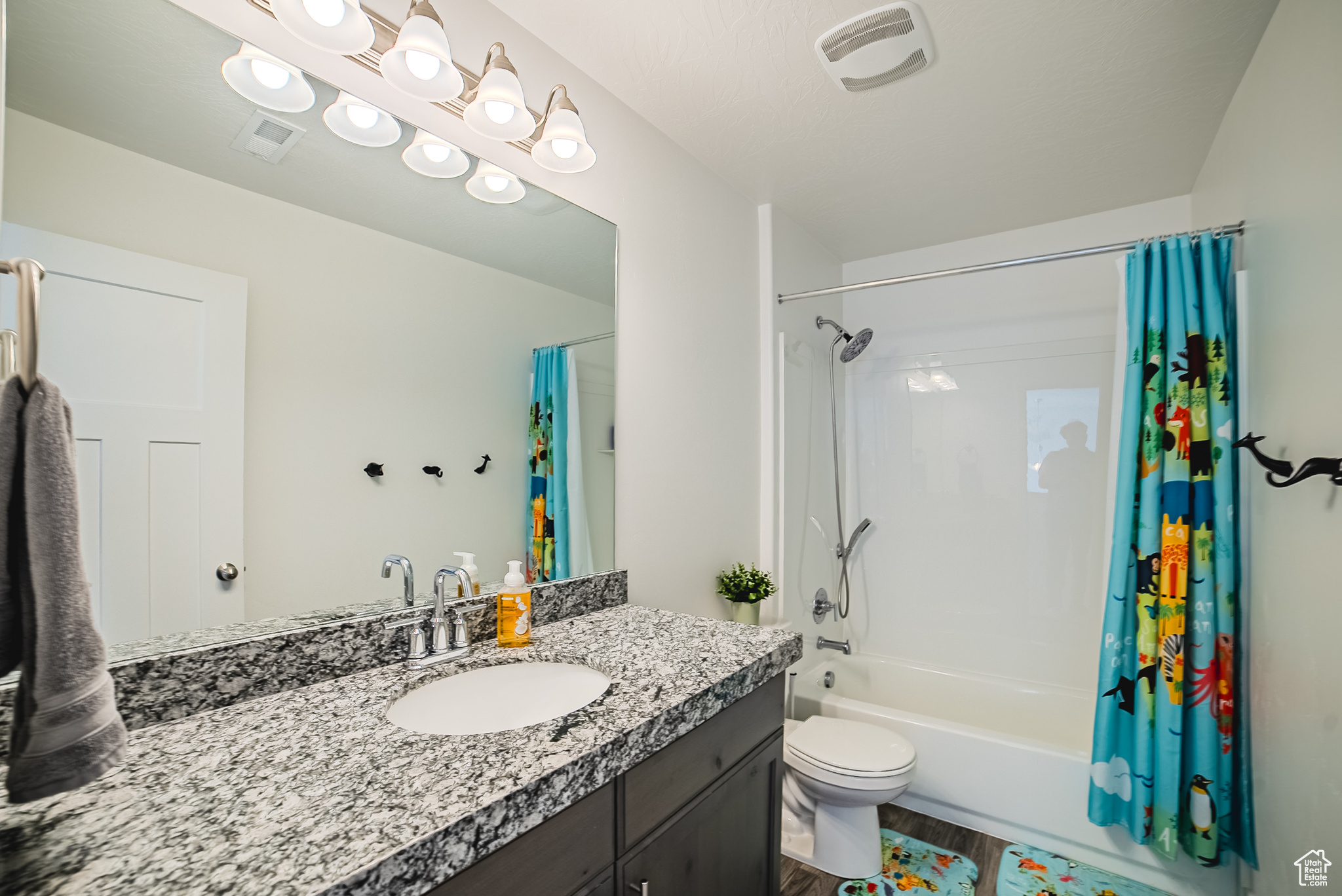 4950 E Lake Dr, Eagle Mountain, Utah image 18